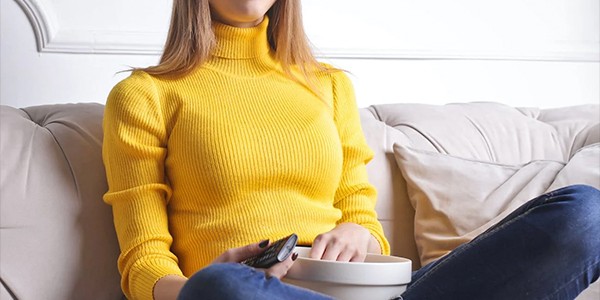 ¿Cómo practicar español usando películas o series de televisión?